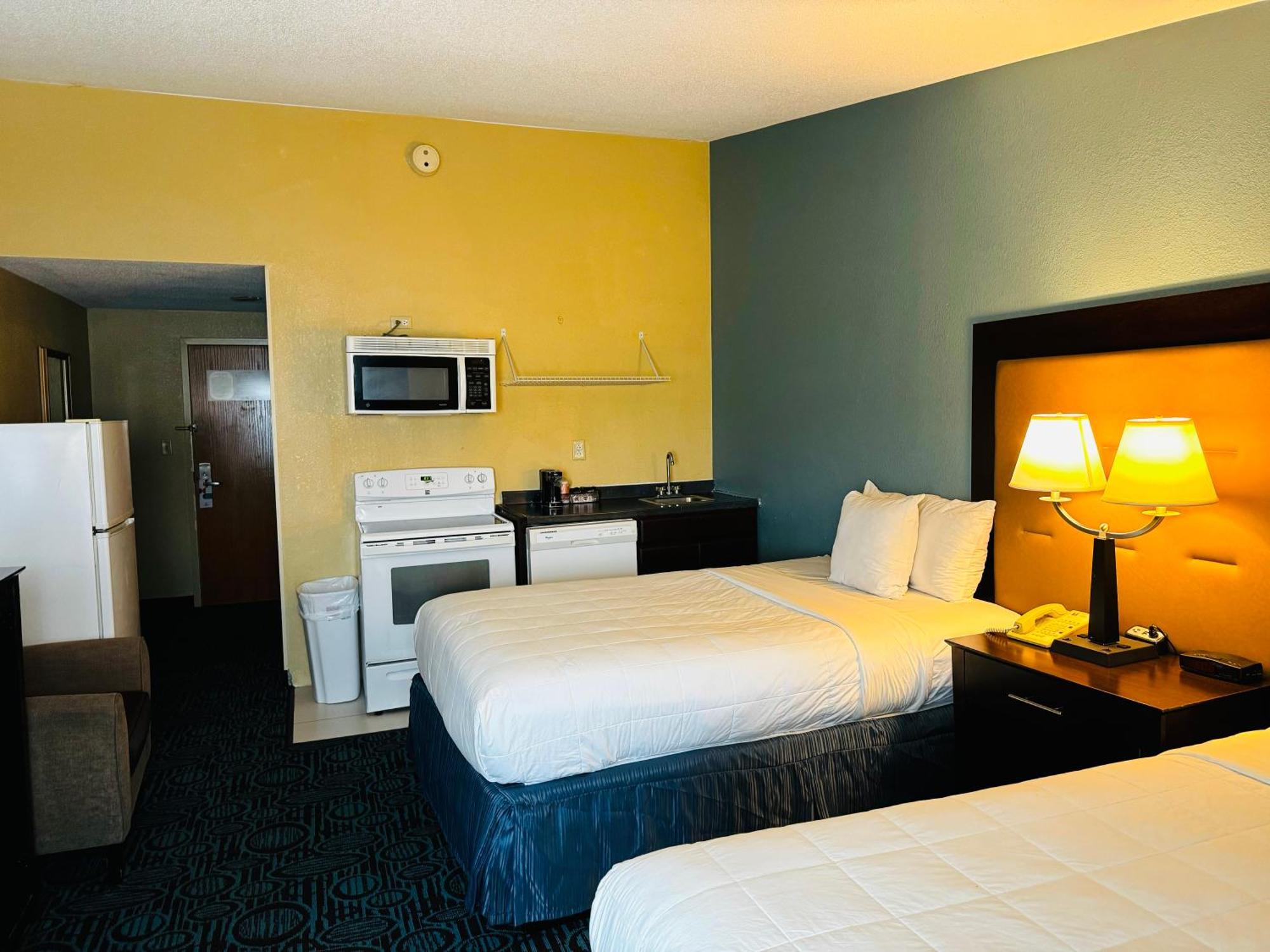 Regency Inn & Suites New London Mystic Exterior foto
